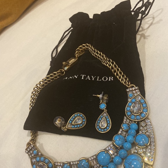 Ann Taylor Faux Turquoise Half Moon Statement Necklace - Picture 6 of 11